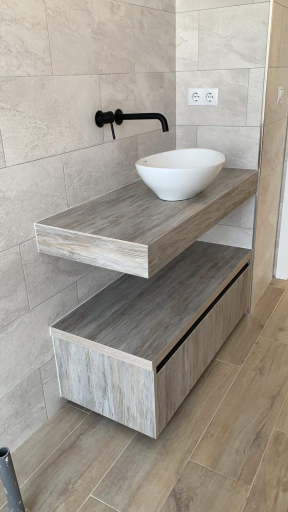 Mueble de baño colgante